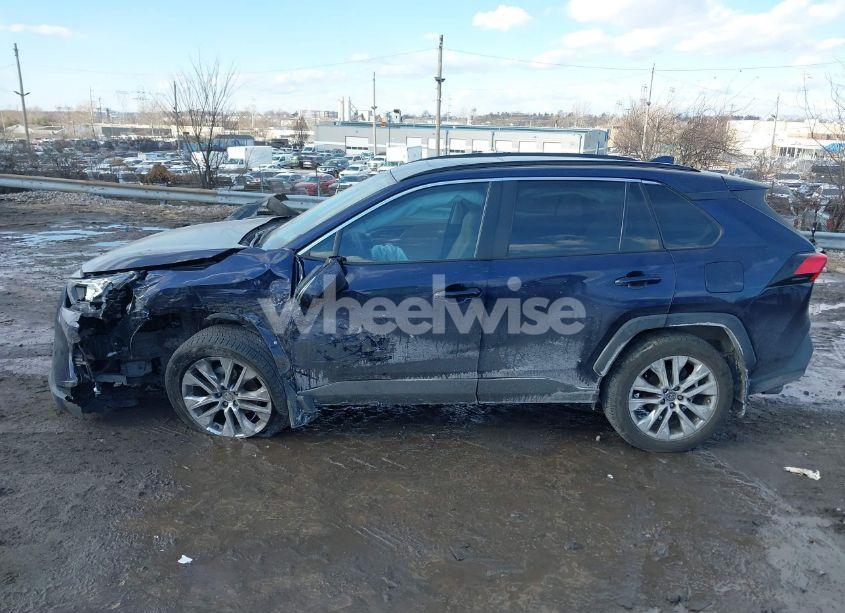 Photo 14 of 2021 Toyota Rav4 XLE PREMIUM (VIN 2T3A1RFVXMW170960)