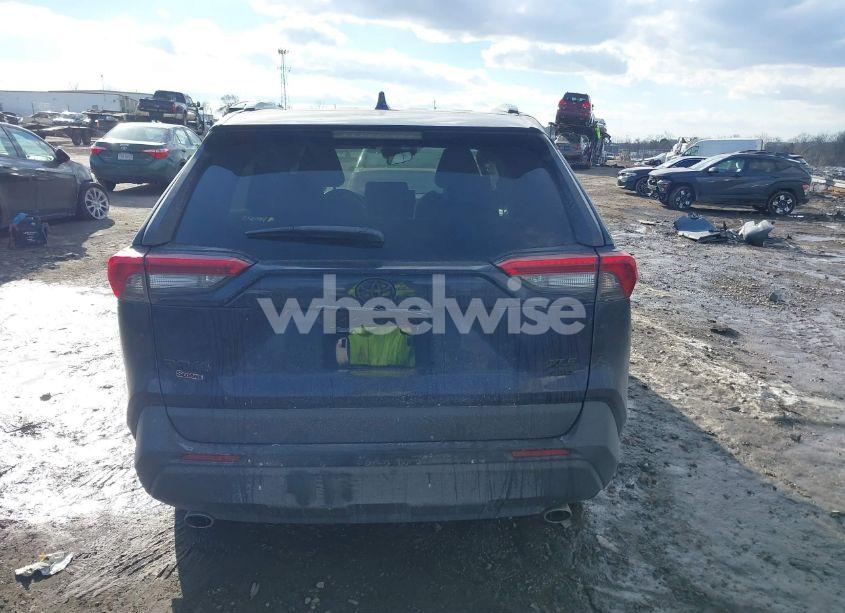 Photo 16 of 2021 Toyota Rav4 XLE PREMIUM (VIN 2T3A1RFVXMW170960)