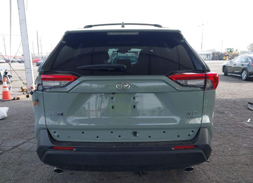 Photo 17 of 2021 Toyota Rav4 XLE PREMIUM (VIN 2T3A1RFVXMW188715)