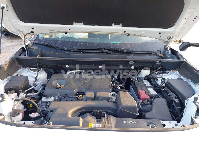 Photo 10 of 2022 Toyota Rav4 XLE PREMIUM (VIN 2T3A1RFVXNW255119)