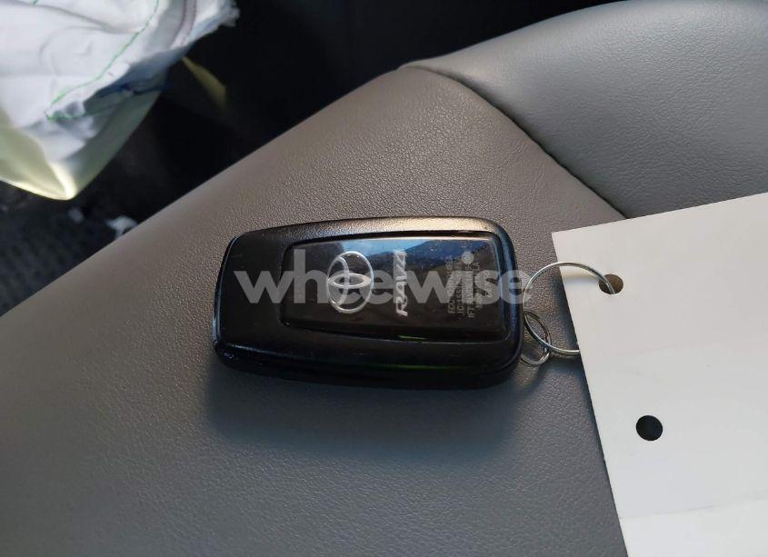 Photo 11 of 2022 Toyota Rav4 XLE PREMIUM (VIN 2T3A1RFVXNW255119)