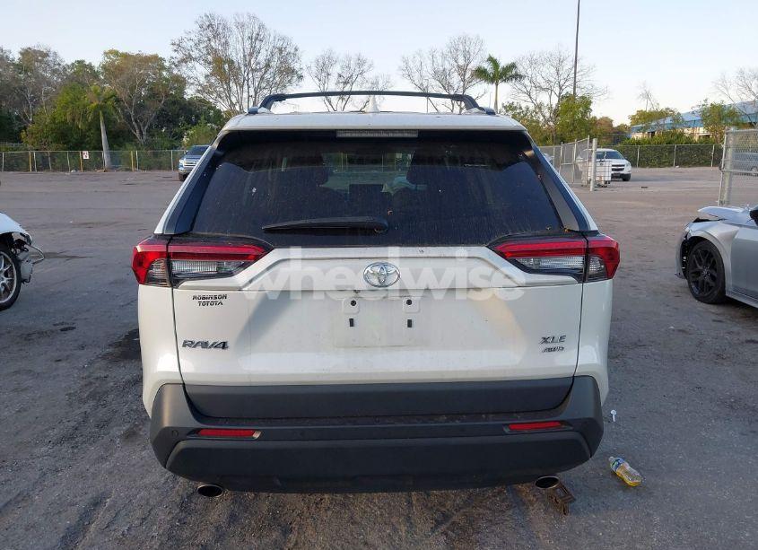 Photo 16 of 2022 Toyota Rav4 XLE PREMIUM (VIN 2T3A1RFVXNW255119)