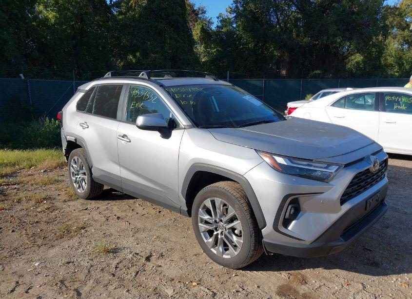 2023 Toyota Rav4 XLE PREMIUM (VIN 2T3A1RFVXPC369965) main photo