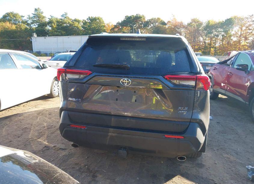 Photo 17 of 2024 Toyota Rav4 XLE PREMIUM (VIN 2T3A1RFVXRC394318)