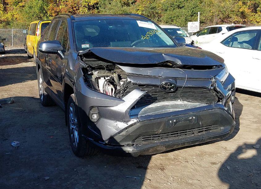 Photo 6 of 2024 Toyota Rav4 XLE PREMIUM (VIN 2T3A1RFVXRC394318)