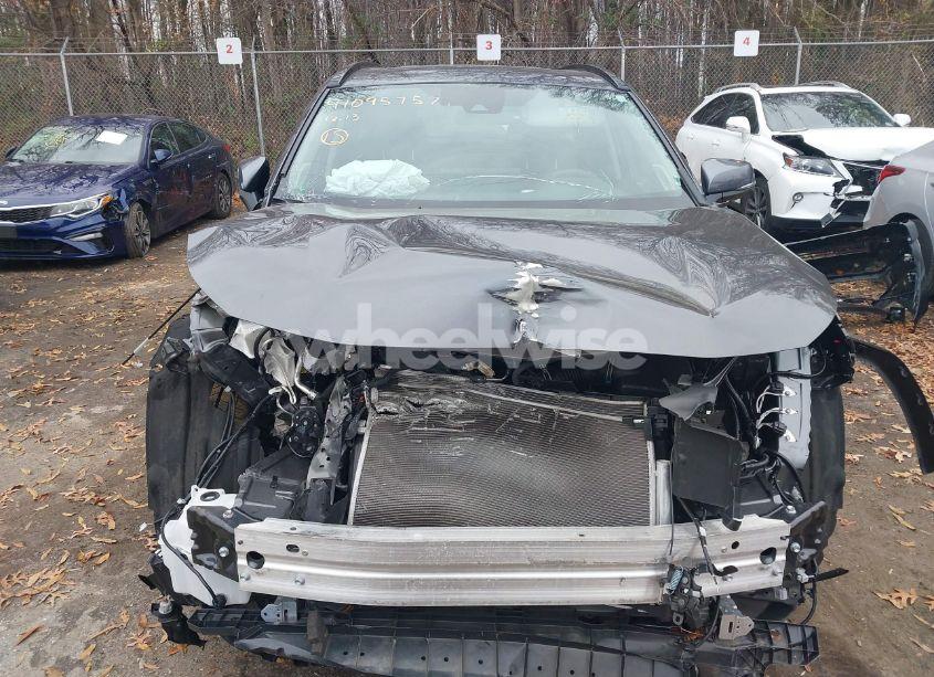 Photo 13 of 2024 Toyota Rav4 XLE PREMIUM (VIN 2T3A1RFVXRC416172)