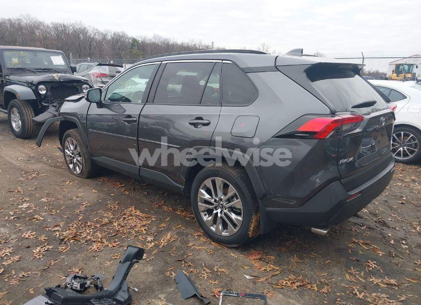 Photo 3 of 2024 Toyota Rav4 XLE PREMIUM (VIN 2T3A1RFVXRC416172)