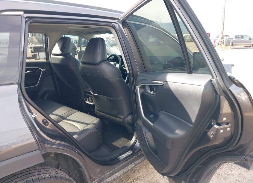 Photo 8 of 2024 Toyota Rav4 XLE PREMIUM (VIN 2T3A1RFVXRC427494)