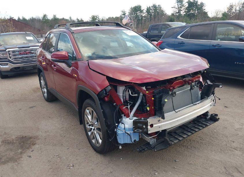 2024 Toyota Rav4 XLE PREMIUM (VIN 2T3A1RFVXRW459201) main photo