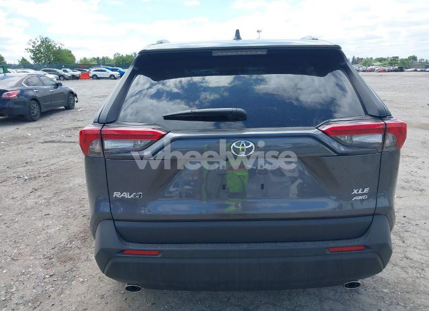 Photo 16 of 2025 Toyota Rav4 XLE PREMIUM (VIN 2T3A1RFVXSC509876)