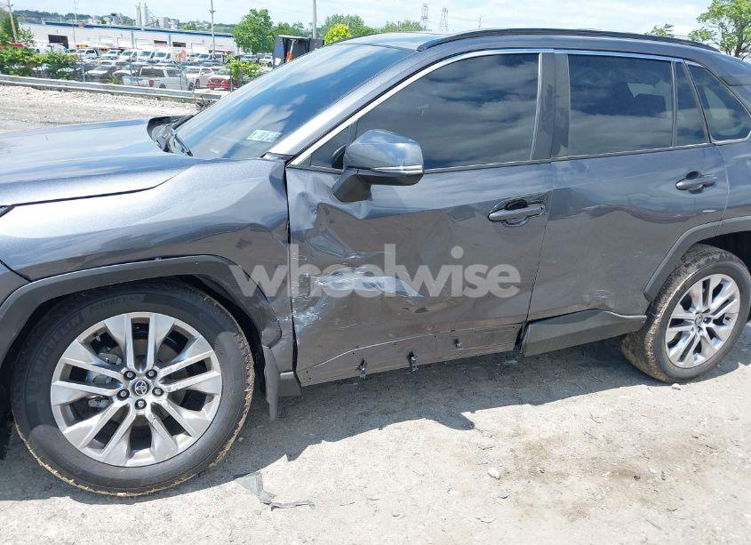 Photo 6 of 2025 Toyota Rav4 XLE PREMIUM (VIN 2T3A1RFVXSC509876)