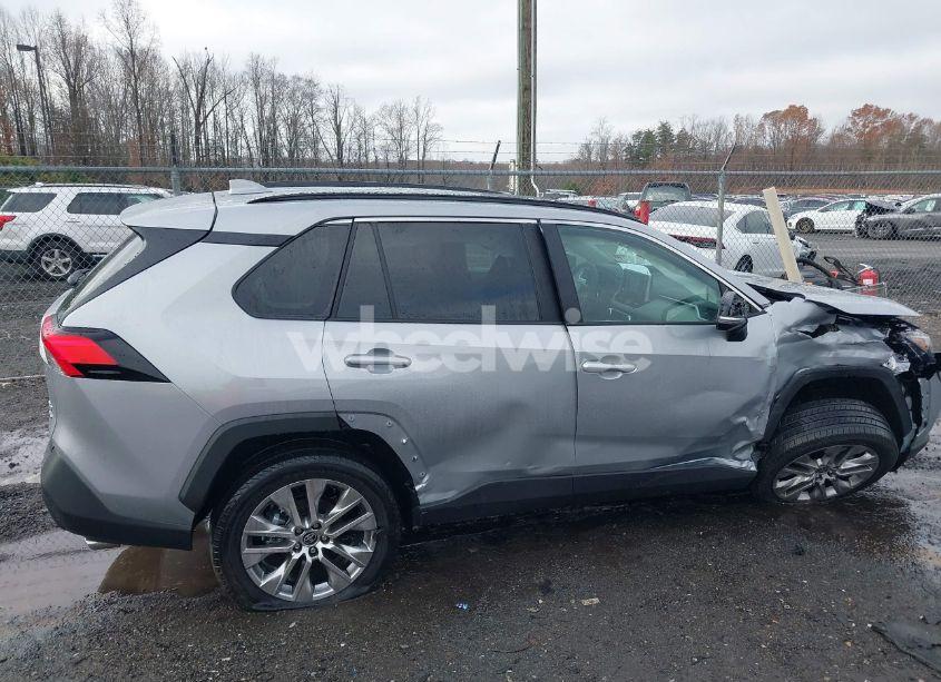 Photo 13 of 2025 Toyota Rav4 XLE PREMIUM (VIN 2T3A1RFVXSW499364)