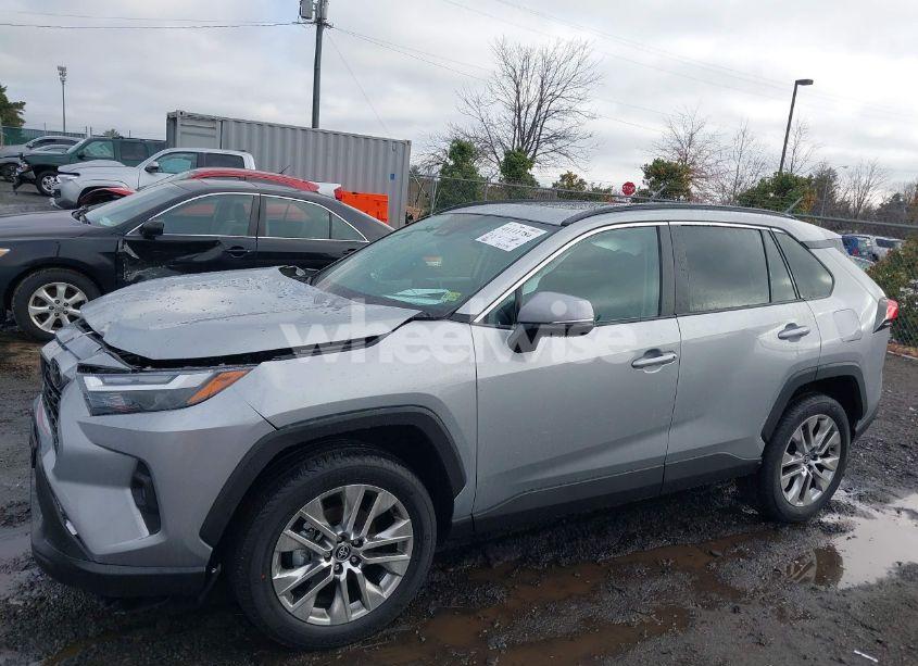 Photo 14 of 2025 Toyota Rav4 XLE PREMIUM (VIN 2T3A1RFVXSW499364)