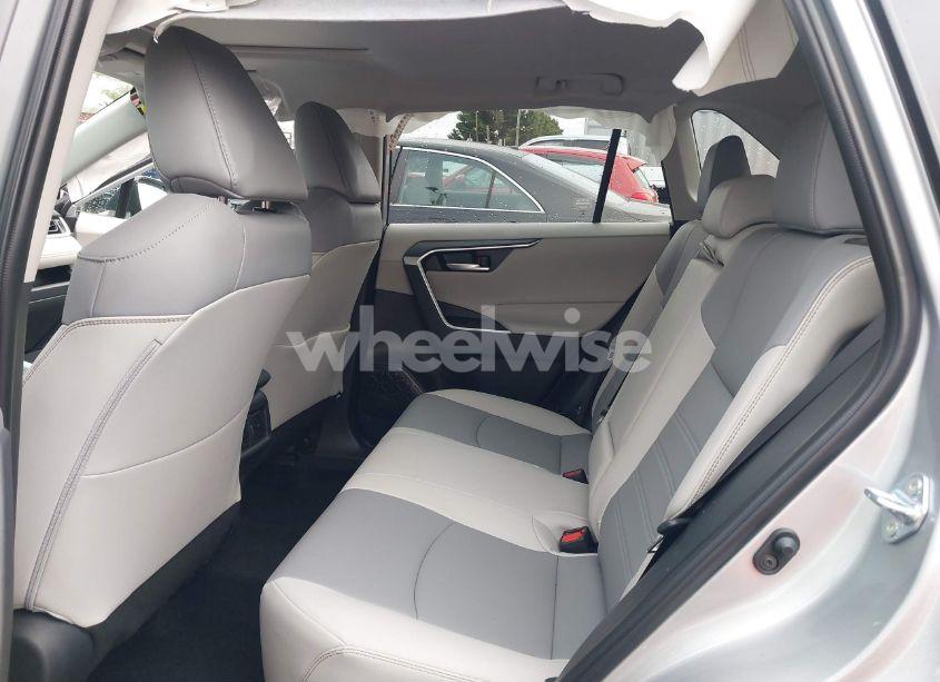 Photo 8 of 2025 Toyota Rav4 XLE PREMIUM (VIN 2T3A1RFVXSW499364)