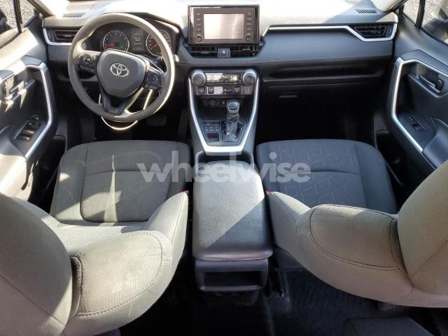 Photo 6 of 2020 TOYOTA RAV4 LE (VIN 2T3B1RFVXLC130706)