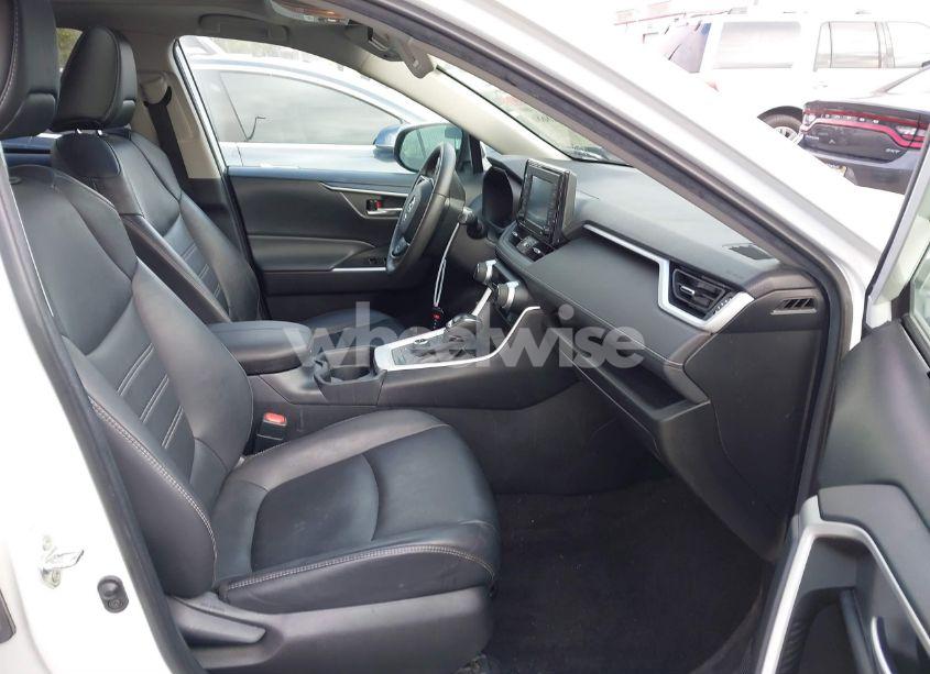 Photo 5 of 2021 Toyota Rav4 HYBRID XLE PREMIUM (VIN 2T3B6RFV0MW023567)