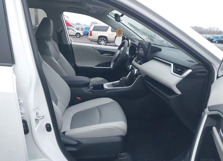 Photo 5 of 2023 Toyota Rav4 HYBRID XLE PREMIUM (VIN 2T3B6RFV0PW044696)