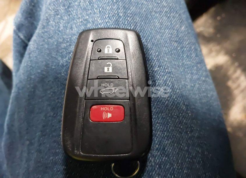 Photo 11 of 2021 Toyota Rav4 HYBRID XLE PREMIUM (VIN 2T3B6RFV1MW022637)