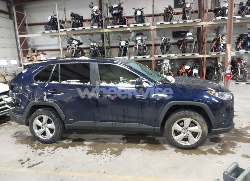 Photo 13 of 2021 Toyota Rav4 HYBRID XLE PREMIUM (VIN 2T3B6RFV1MW022637)