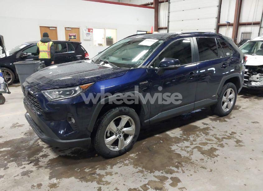 Photo 2 of 2021 Toyota Rav4 HYBRID XLE PREMIUM (VIN 2T3B6RFV1MW022637)