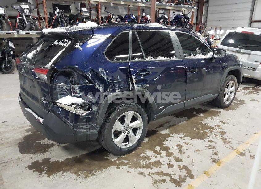 Photo 4 of 2021 Toyota Rav4 HYBRID XLE PREMIUM (VIN 2T3B6RFV1MW022637)