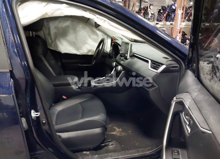Photo 5 of 2021 Toyota Rav4 HYBRID XLE PREMIUM (VIN 2T3B6RFV1MW022637)