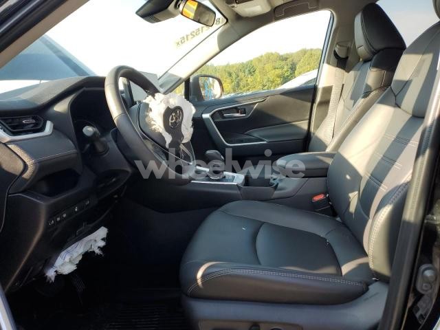 Photo 8 of 2024 TOYOTA RAV4 XLE PREMIUM (VIN 2T3B6RFV2RW083065)