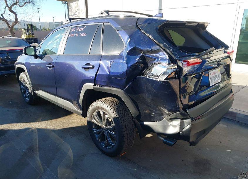 Photo 3 of 2024 Toyota Rav4 XLE PREMIUM (VIN 2T3B6RFV3RW055145)