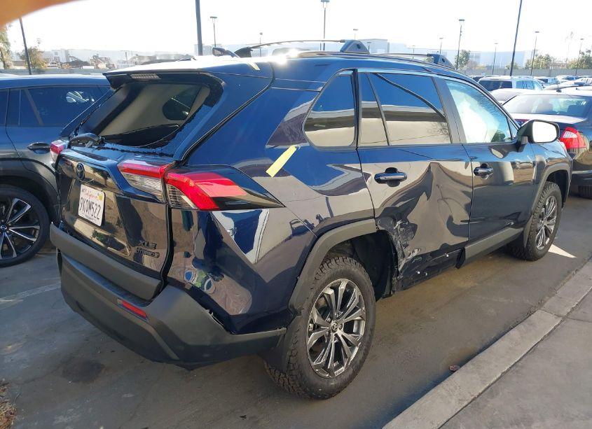 Photo 4 of 2024 Toyota Rav4 XLE PREMIUM (VIN 2T3B6RFV3RW055145)