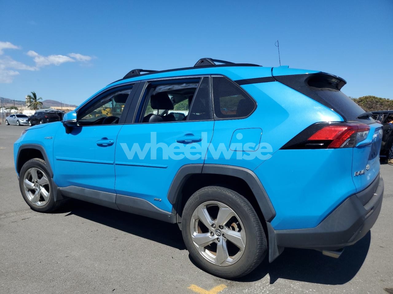 Photo 2 of 2021 TOYOTA RAV4 XLE PREMIUM (VIN 2T3B6RFV6MW009222)