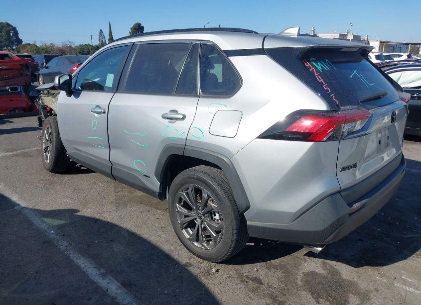 Photo 3 of 2022 Toyota Rav4 HYBRID XLE PREMIUM (VIN 2T3B6RFV6NW037538)