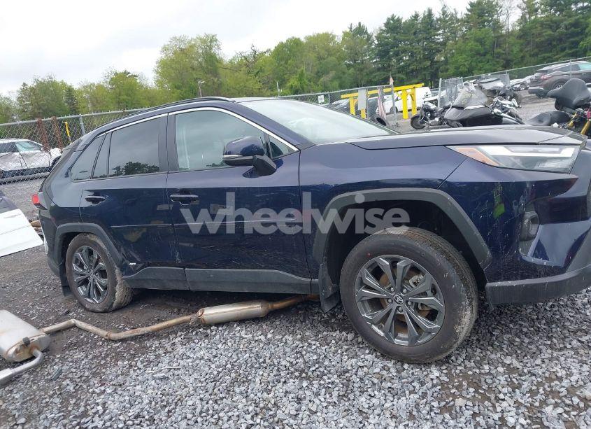 Photo 13 of 2024 Toyota Rav4 HYBRID XLE PREMIUM (VIN 2T3B6RFV6RW064860)