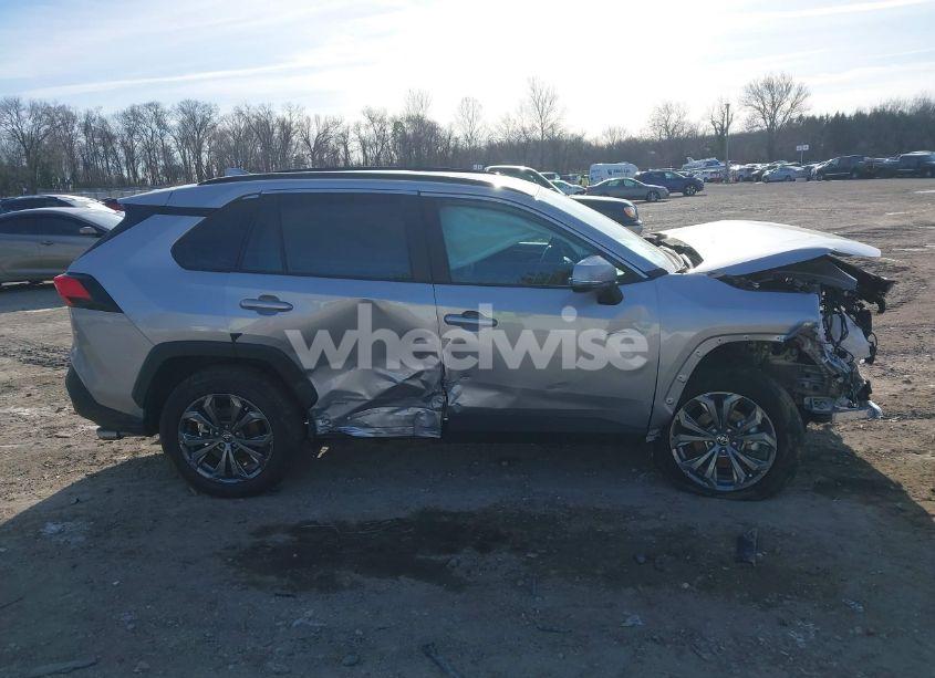 Photo 13 of 2024 Toyota Rav4 HYBRID XLE PREMIUM (VIN 2T3B6RFV6RW066656)