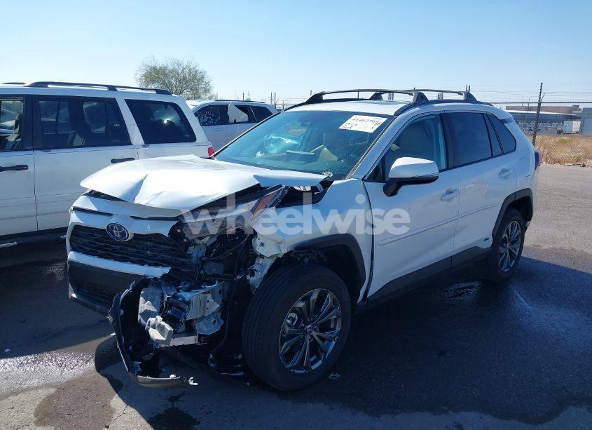 Photo 2 of 2024 Toyota Rav4 HYBRID XLE PREMIUM (VIN 2T3B6RFVXRW062836)