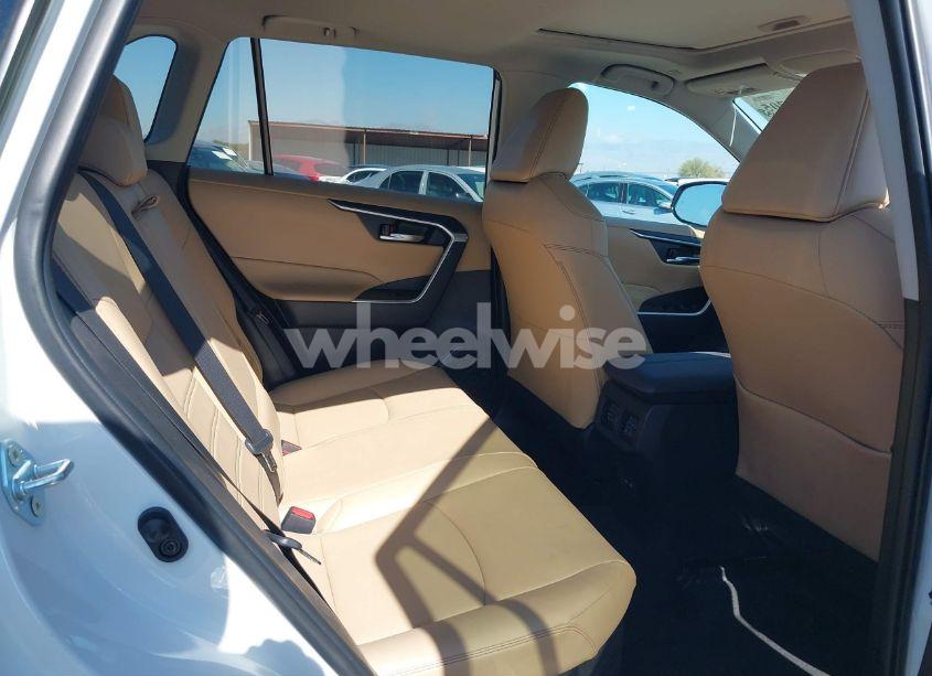 Photo 8 of 2024 Toyota Rav4 HYBRID XLE PREMIUM (VIN 2T3B6RFVXRW062836)