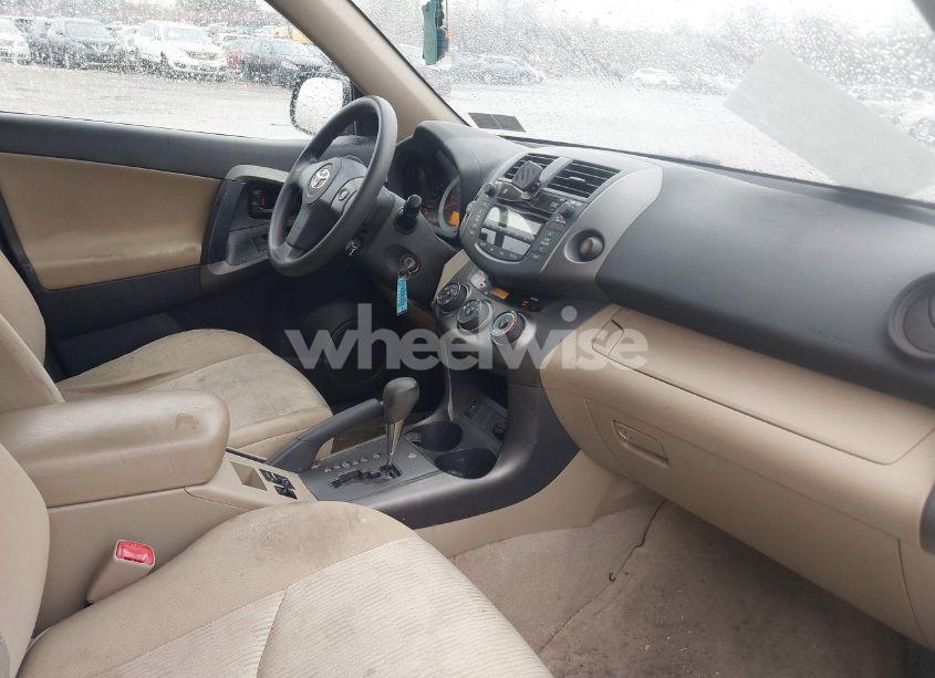 Photo 5 of 2009 Toyota Rav4 (VIN 2T3BF33V09W014201)