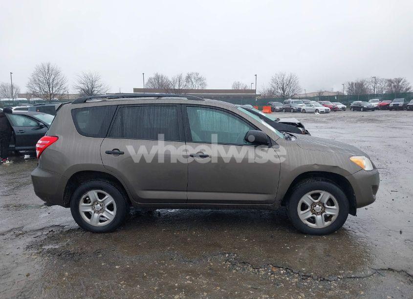 Photo 13 of 2009 Toyota Rav4 (VIN 2T3BF33V39W008313)