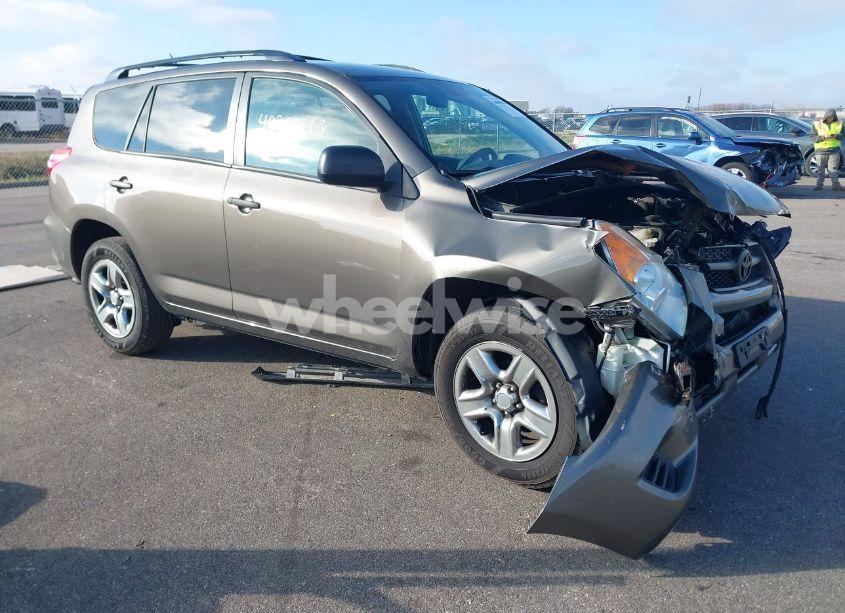 2011 Toyota Rav4 (VIN 2T3BF4DV0BW134168) main photo