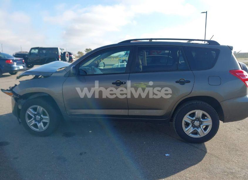Photo 14 of 2011 Toyota Rav4 (VIN 2T3BF4DV0BW134168)