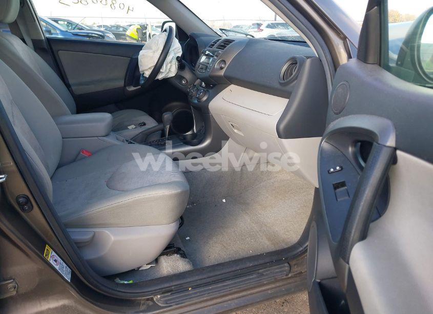 Photo 5 of 2011 Toyota Rav4 (VIN 2T3BF4DV0BW134168)