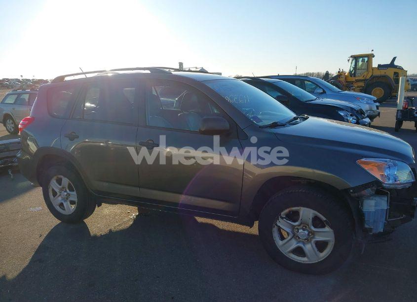 Photo 14 of 2010 Toyota Rav4 (VIN 2T3BF4DV1AW058989)