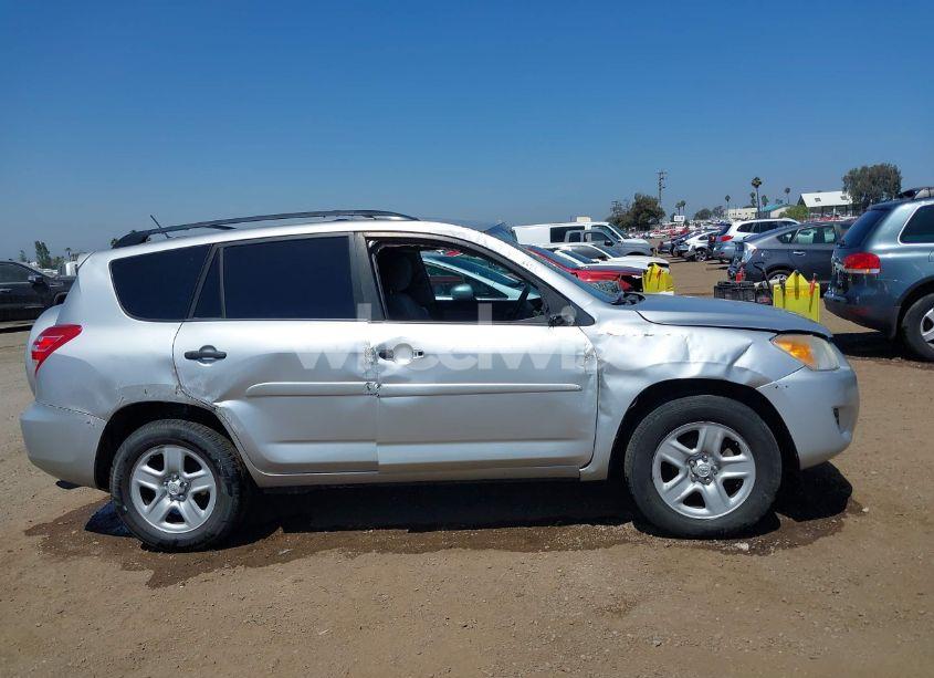 Photo 13 of 2011 Toyota Rav4 (VIN 2T3BF4DV1BW085420)