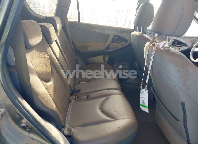 Photo 8 of 2011 Toyota Rav4 (VIN 2T3BF4DV1BW102166)