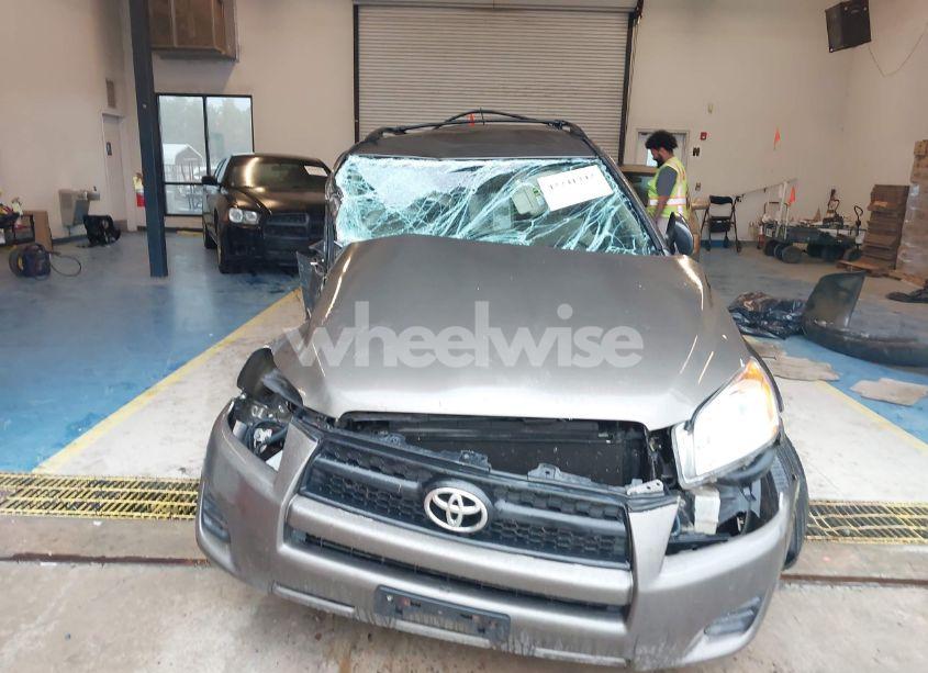 Photo 13 of 2011 Toyota Rav4 (VIN 2T3BF4DV1BW122370)