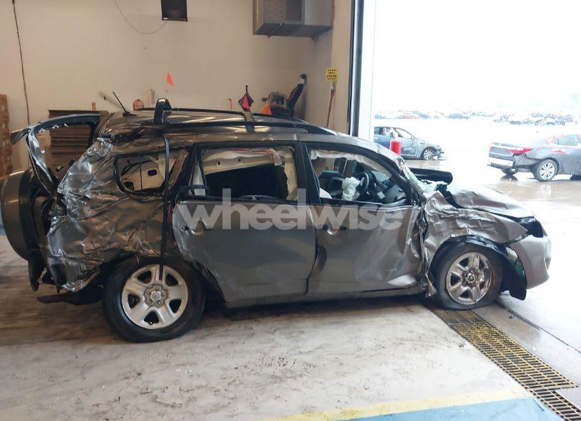 Photo 14 of 2011 Toyota Rav4 (VIN 2T3BF4DV1BW122370)