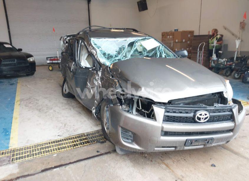 Photo 6 of 2011 Toyota Rav4 (VIN 2T3BF4DV1BW122370)