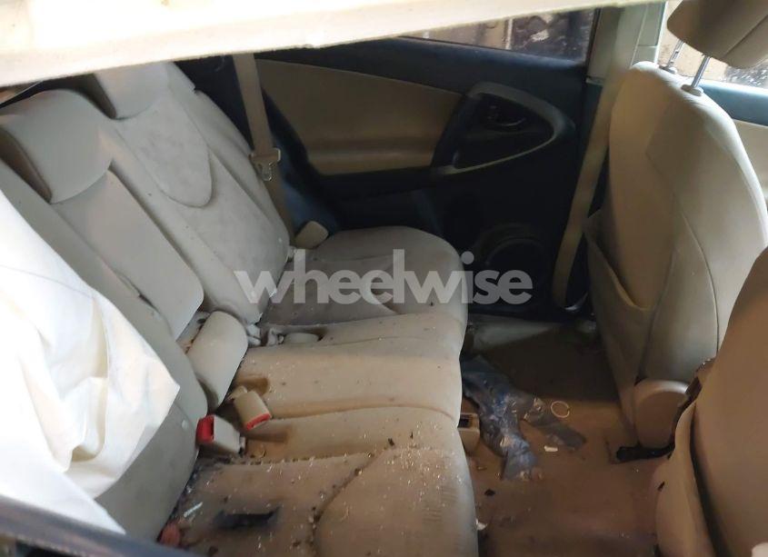 Photo 8 of 2011 Toyota Rav4 (VIN 2T3BF4DV1BW122370)