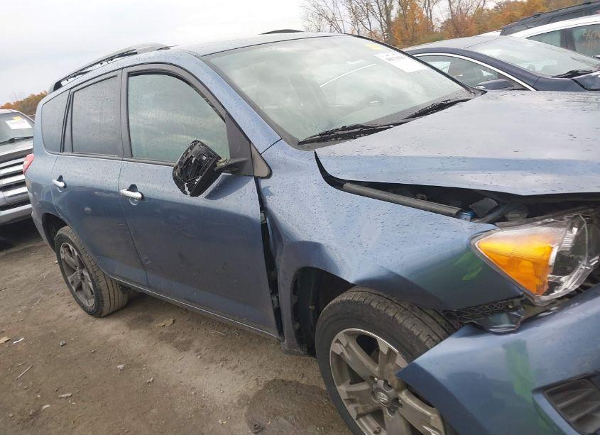 Photo 13 of 2011 Toyota Rav4 (VIN 2T3BF4DV1BW140433)