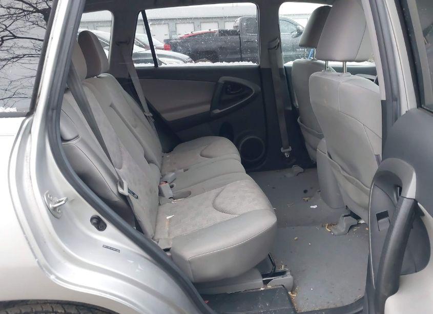 Photo 8 of 2011 Toyota Rav4 (VIN 2T3BF4DV1BW174890)