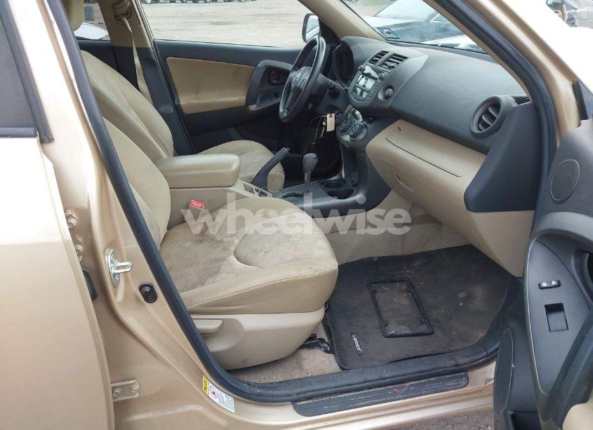 Photo 5 of 2011 Toyota Rav4 (VIN 2T3BF4DV2BW094742)